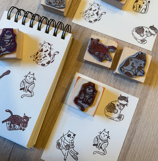 Tampon encreur CHAT MALADROIT boîte mystère