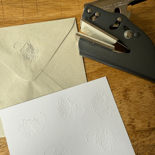 Timbre à sec motif Grigri A26