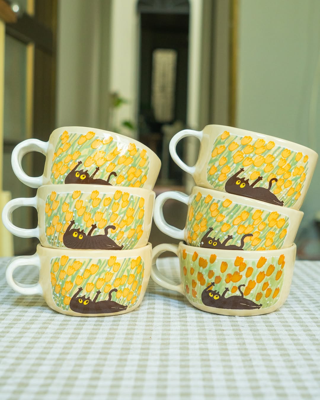 Tasse céramique modelée et peinte à la main – Félix et Goose