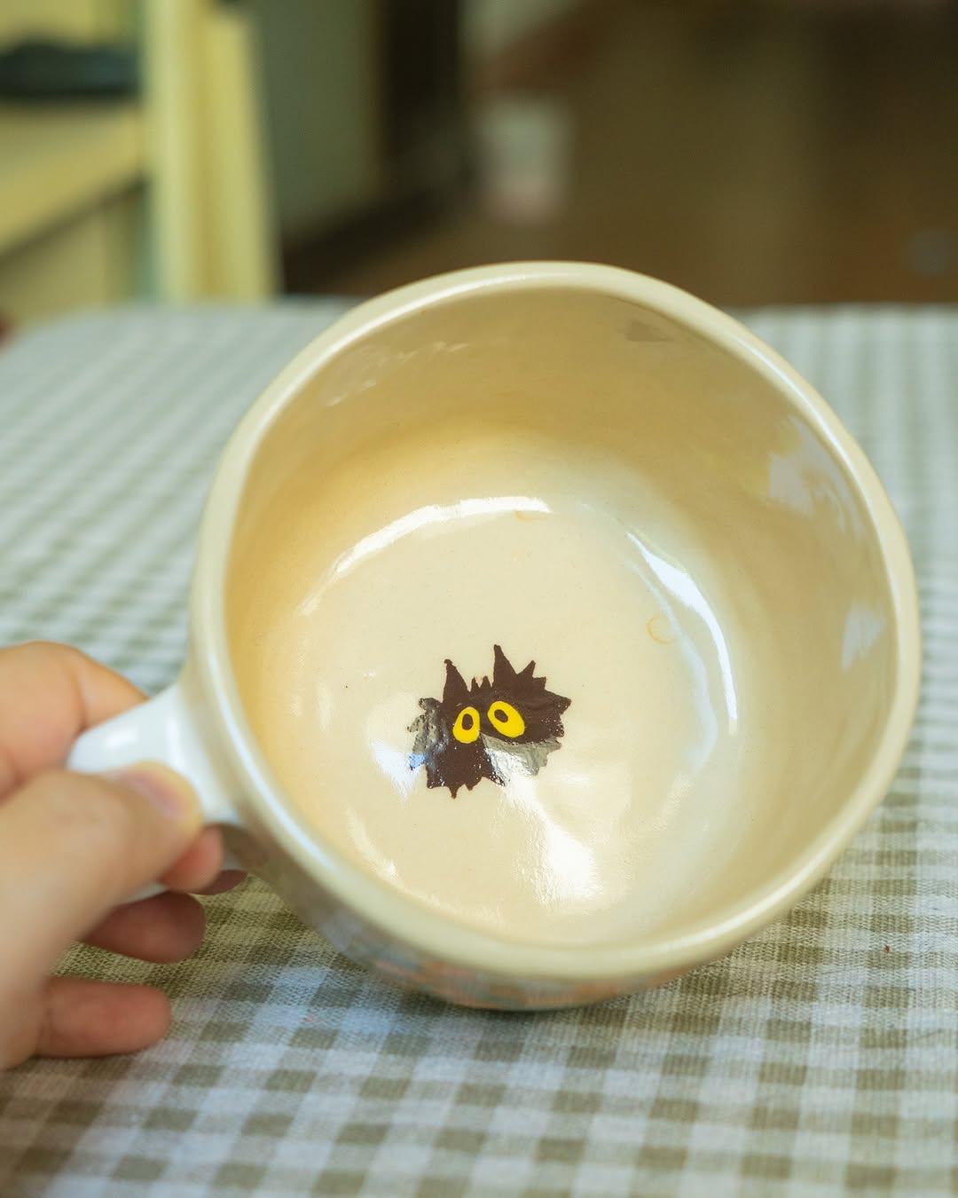 Tasse céramique modelée et peinte à la main – Félix et Goose