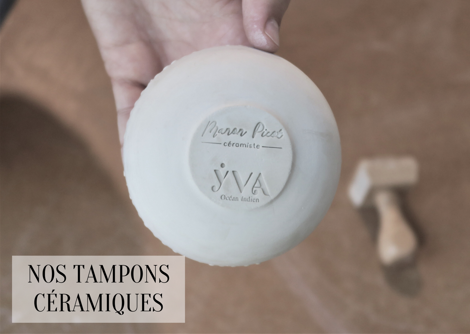 Tampon pour savon, cuir, terre, argile, céramique...