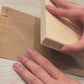 utilisation du tampon de 120 x 120 mm sur des sachets en papier et des sacs