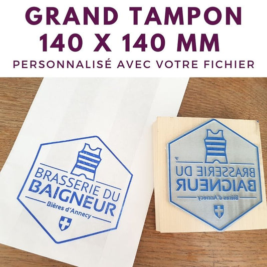 Tampon logo avec poignée en bois 80 x 80 mm – Atelier Studio 10